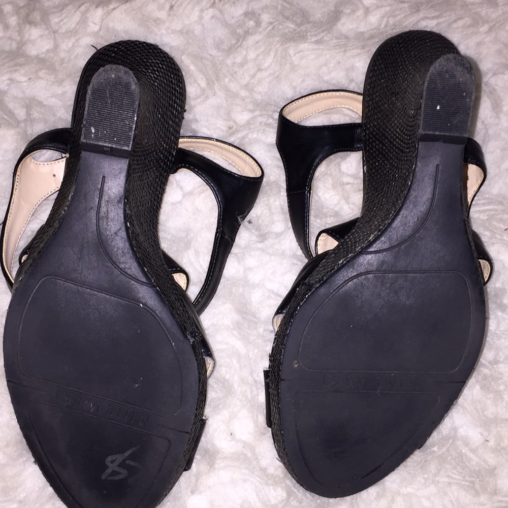 NINE WEST$70 - Picture 3 of 3